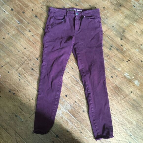 American Eagle hi-rise maroon size 6 jeggings - Picture 2 of 4